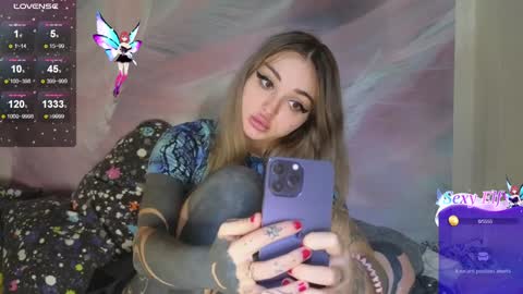 coralie20 online show from 01.18.25