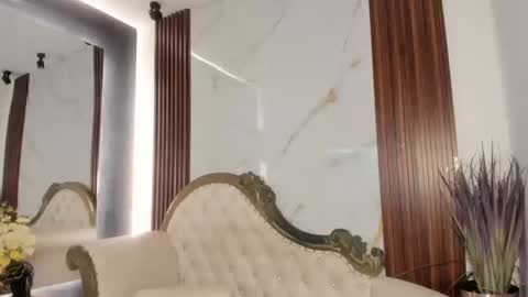 Coralie Bronson online show from 09.19.25