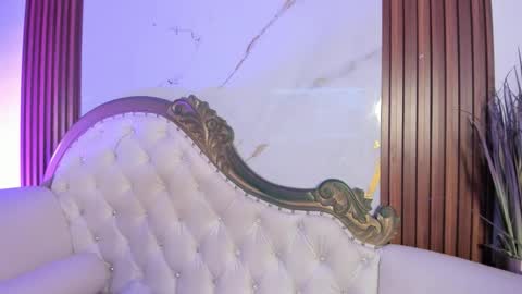 Coralie Bronson online show from 11.12.25