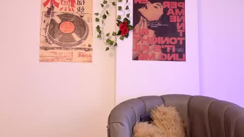 Coralie Bronson online show from 05.11.26