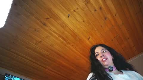 Snapshot of coraline_latin chatting on 04.22.26 Coraline online show from 04.22.26