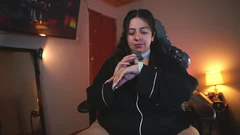 Snapshot of coraline_latin chatting on 05.10.26 Coraline online show from 05.10.26
