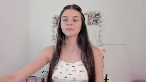 Snapshot of coralinexxx07 chatting on 07.16.26 Coraline uwu Bienvenidos al dulce mundo de Coraline Hola amores soy Coraline Una chica tierna juguetona online show from 07.16.26