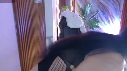 corall_tay1 online show from 05.25.26