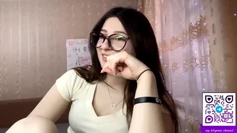 Elisheva online show from 03.23.26