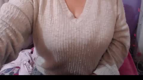 Snapshot of corinnahothotxxx chatting on 01.19.25 corinnahothotxxx online show from 01.19.25