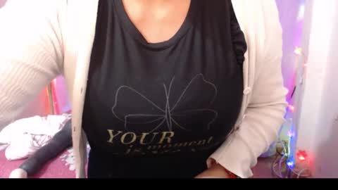 Snapshot of corinnahothotxxx chatting on 01.20.25 corinnahothotxxx online show from 01.20.25