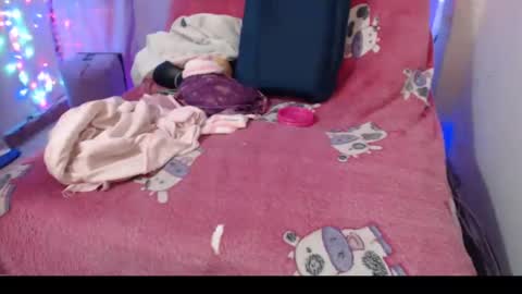 Snapshot of corinnahothotxxx chatting on 02.23.25 corinnahothotxxx online show from 02.23.25