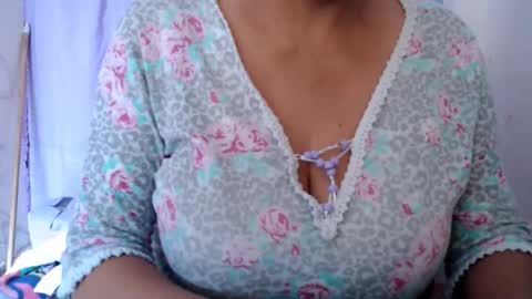 Snapshot of corinnahothotxxx chatting on 10.09.25 corinnahothotxxx online show from 10.09.25