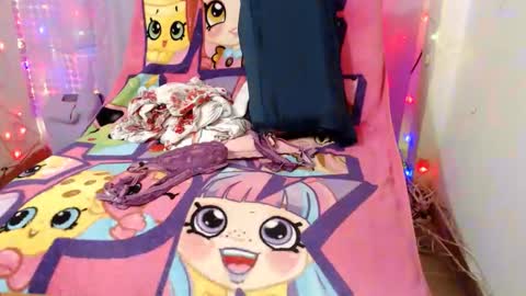 Snapshot of corinnahothotxxx chatting on 11.14.25 corinnahothotxxx online show from 11.14.25