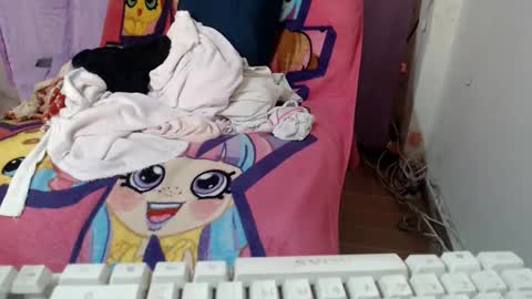 Snapshot of corinnahothotxxx chatting on 11.25.25 corinnahothotxxx online show from 11.25.25