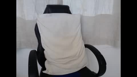 corolaxxl online show from 11.15.25