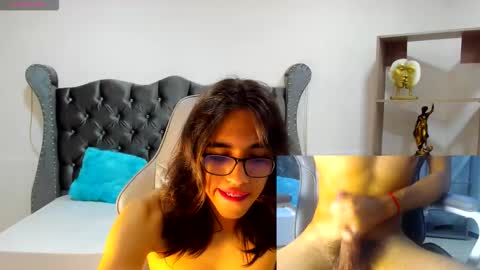 Snapshot of cory_hott_ chatting on 11.08.25 cory_hott_ online show from 11.08.25