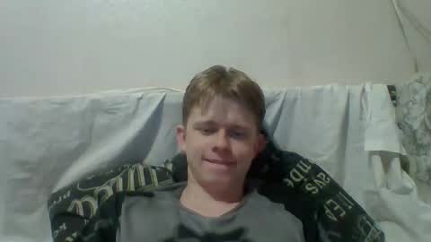 Snapshot of cosm2312 chatting on 04.25.26 Andrew online show from 04.25.26
