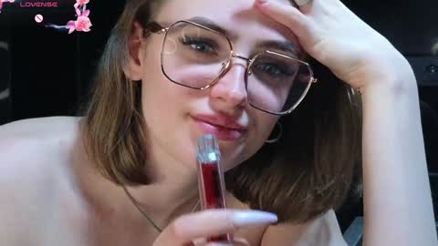 Lili online show from 12.08.24