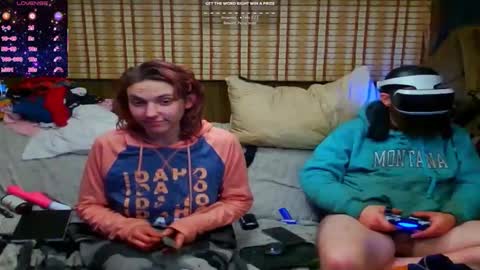Snapshot of countryfuckers chatting on 10.23.25 Alaskawildcouple online show from 10.23.25