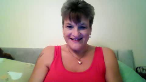 Snapshot of countryhoney71 chatting on 07.18.26 countryhoney71 online show from 07.18.26