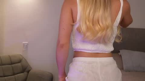Kay online show from 06.04.26