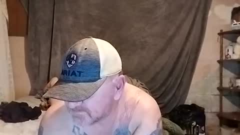 Ieathairytacos online show from 02.26.25
