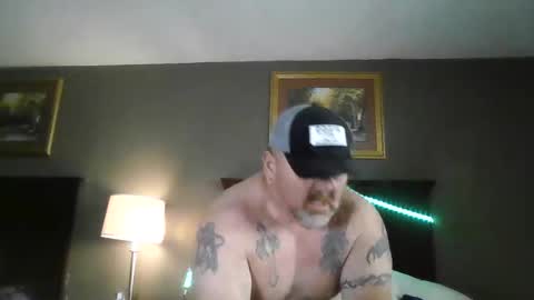 Ieathairytacos online show from 10.05.25