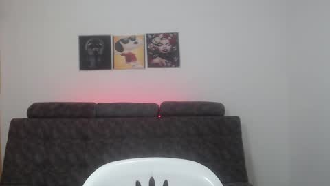 Snapshot of couple_sexandlove chatting on 03.12.25 ALEJANDRO Y EMILY online show from 03.12.25