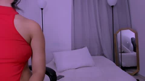 Snapshot of couple_sexxo chatting on 12.20.24 Couple sexxo online show from 12.20.24