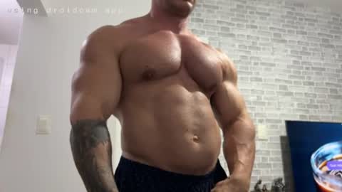 couplemuscle40 online show from 06.15.26