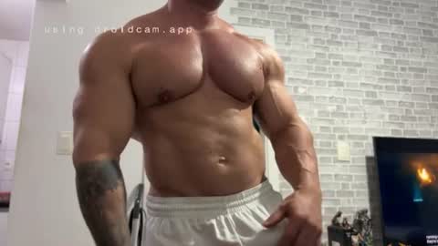 couplemuscle40 online show from 07.04.26