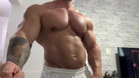 couplemuscle40 online show from 07.07.26