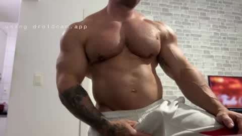 couplemuscle40 online show from 07.13.26