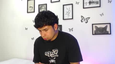 Juli and Liam online show from 01.04.25