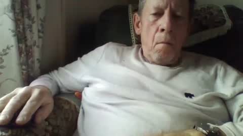 Snapshot of courieral1 chatting on 12.19.24 courieral1 online show from 12.19.24