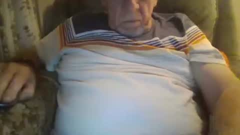 Snapshot of courieral1 chatting on 09.10.25 courieral1 online show from 09.10.25