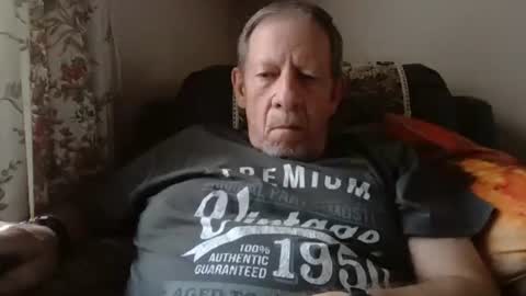 Snapshot of courieral1 chatting on 09.12.25 courieral1 online show from 09.12.25