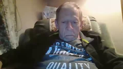 Snapshot of courieral1 chatting on 09.15.25 courieral1 online show from 09.15.25