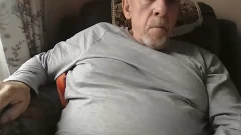 Snapshot of courieral1 chatting on 09.28.25 courieral1 online show from 09.28.25