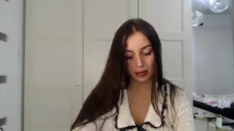 Courtney online show from 10.17.25