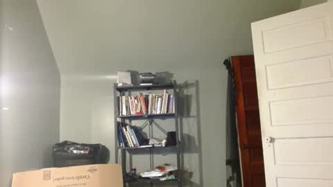 Snapshot of courtneyfmty chatting on 10.13.25 Courtney online show from 10.13.25