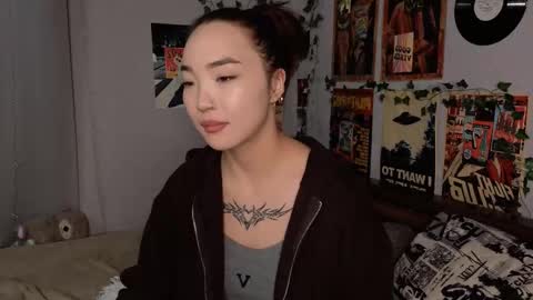 Yuna online show from 11.29.25