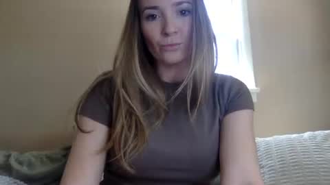 Snapshot of cplsthrpy chatting on 03.24.26 cplsthrpy online show from 03.24.26