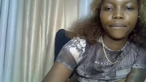 Snapshot of craizybitch chatting on 02.04.26 craizybitch online show from 02.04.26