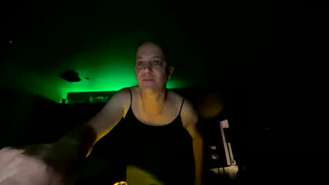 Snapshot of crash__gothic chatting on 02.02.25 CrashGothic online show from 02.02.25