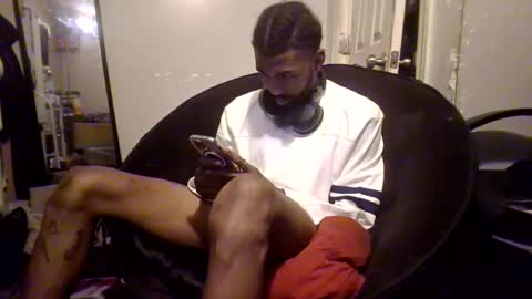 Snapshot of craze320084 chatting on 09.11.25 craze320084 online show from 09.11.25