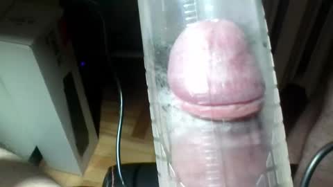 Snapshot of craziestidea chatting on 11.30.25 craziestidea online show from 11.30.25