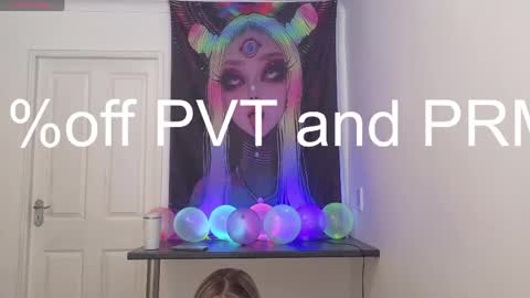 Snapshot of crazy_ass_stacy chatting on 03.25.26 Stacy 2pm to 6pm mon-fri 3 CAT online show from 03.25.26