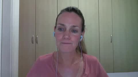 Anny online show from 02.26.25