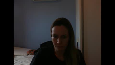 Anny online show from 10.16.25