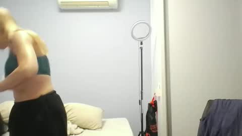 Anny online show from 03.25.26