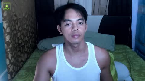 Snapshot of crazyasiancum chatting on 05.11.26 Zion online show from 05.11.26