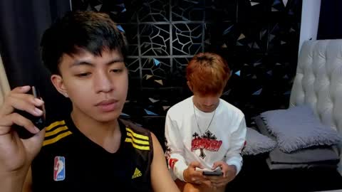 Snapshot of crazyasiantwinkxx chatting on 04.02.26 Jes online show from 04.02.26